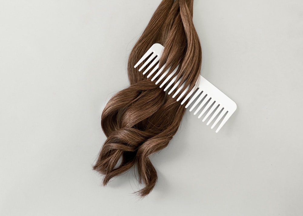 Pflege von Hairtools: Haarbürste, Glätteisen